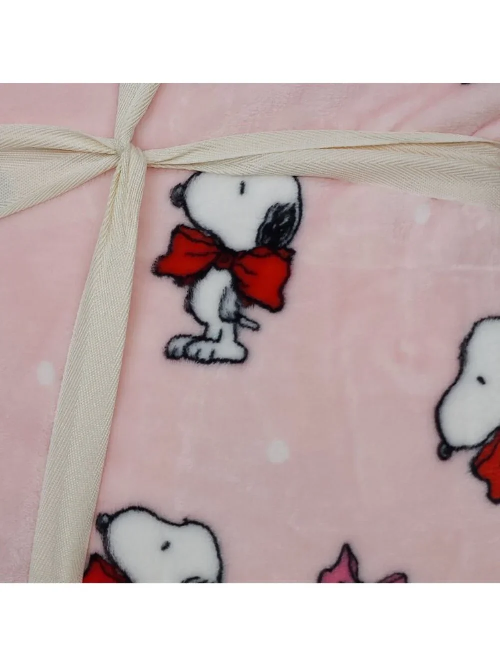 Peanuts Snoopy Twin Plush Throw Blanket Pink 60x90 By Berkshire Cozy & Soft